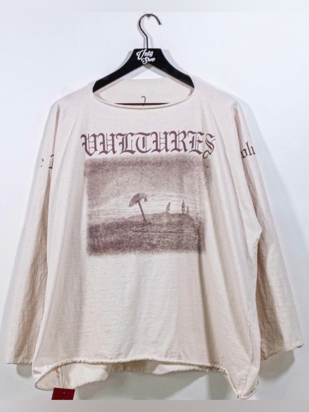 Kanye West Yeezy Vultures Album Merch
Long Sleeve T-Shirt Tee Large